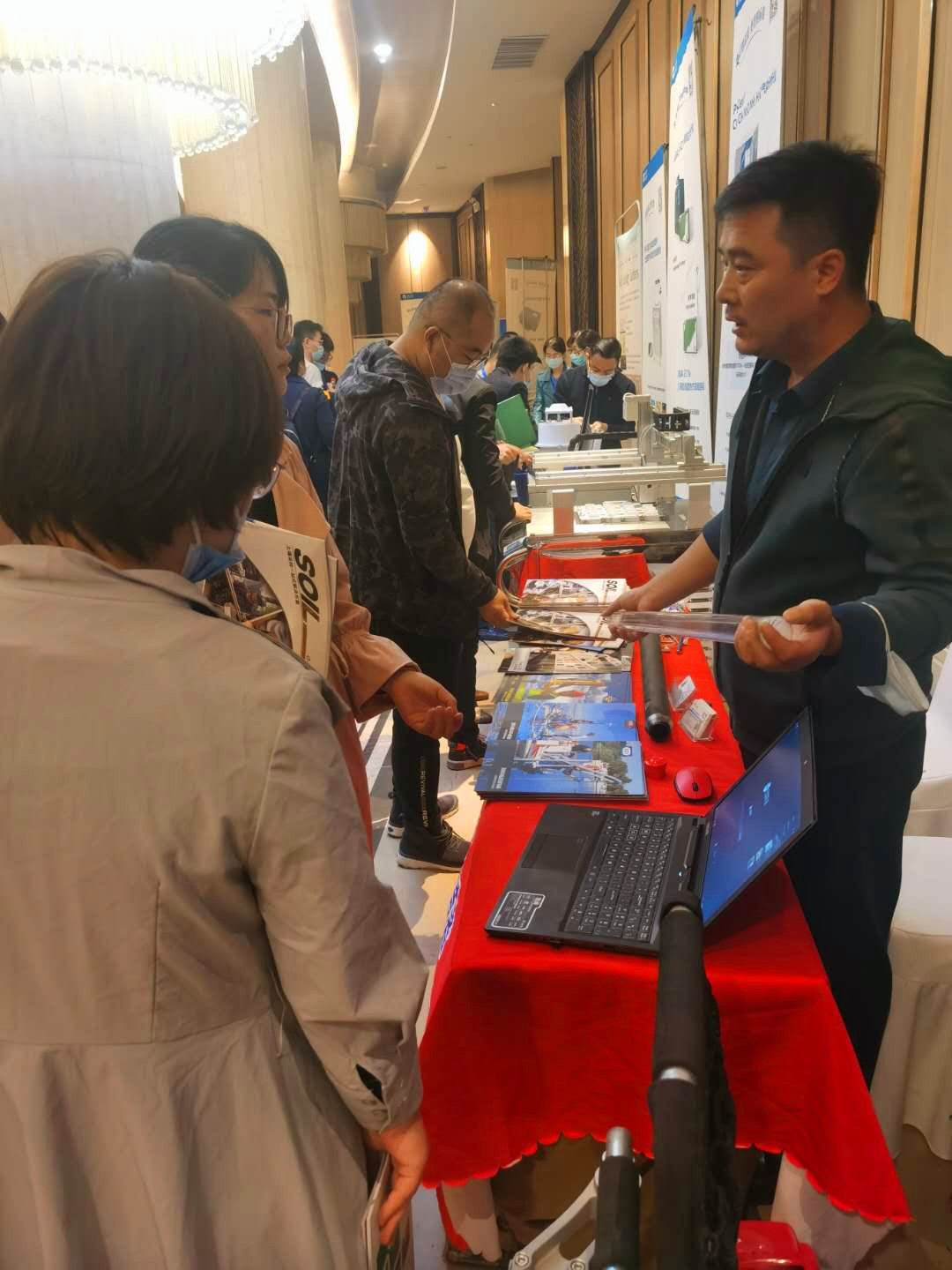 8152b3c438e60082e856fb85f414410.jpg 8152b3c438e60082e856fb85f414410.jpg