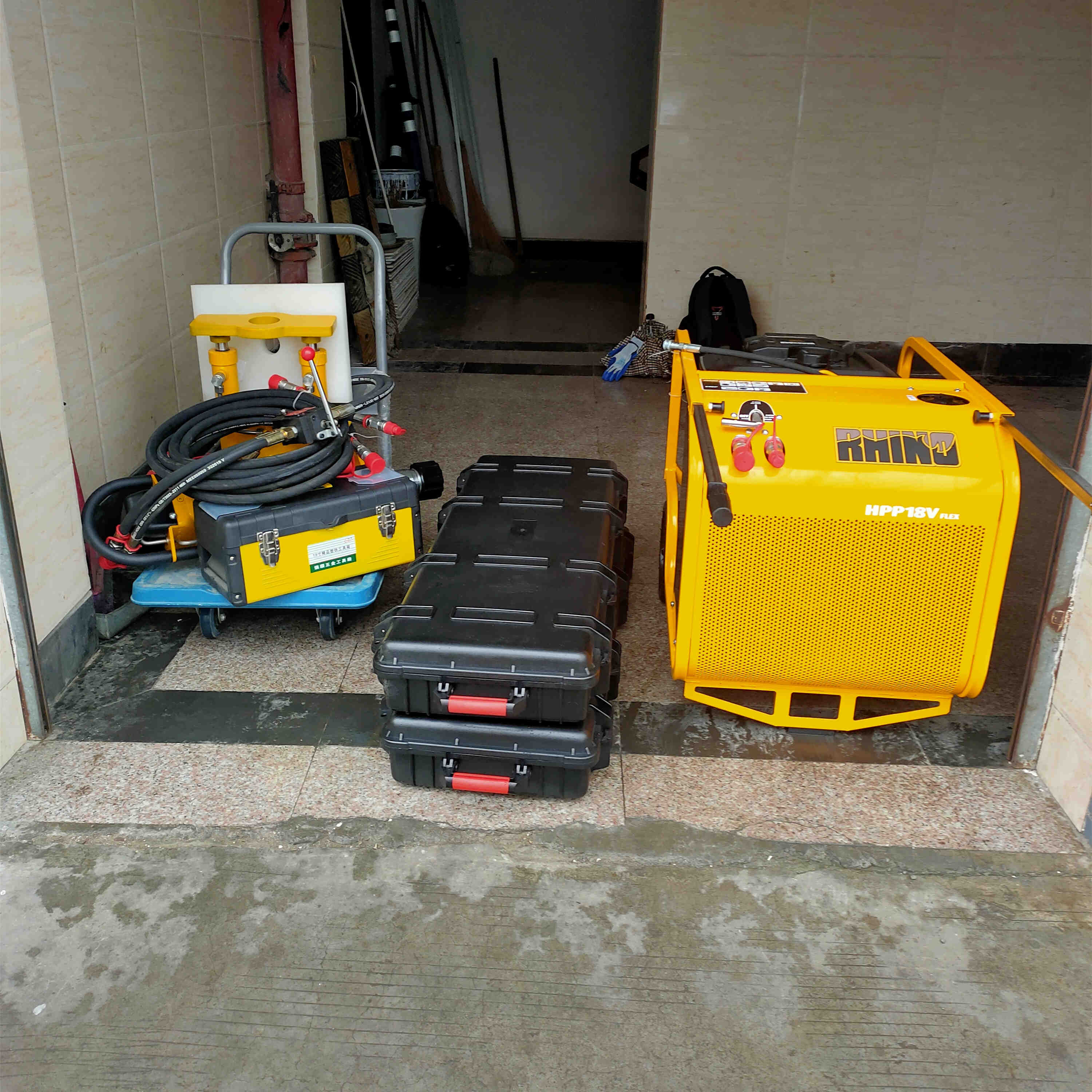 3點貨及培訓前uuuu準備_副本.jpg 3點貨及培訓前uuuu準備_副本.jpg