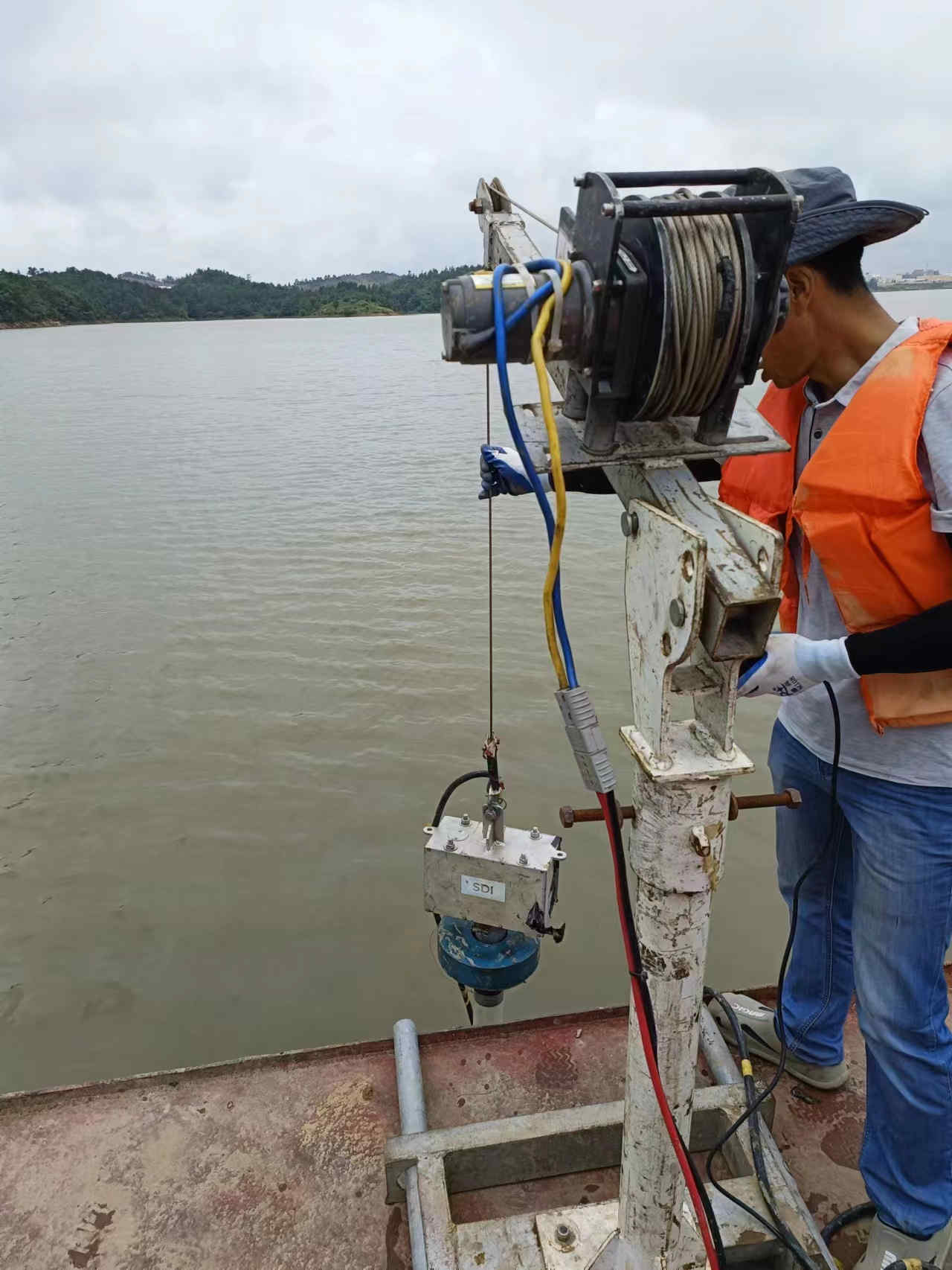 b95f363f288855fe29280eac6d79e37.jpg b95f363f288855fe29280eac6d79e37.jpg