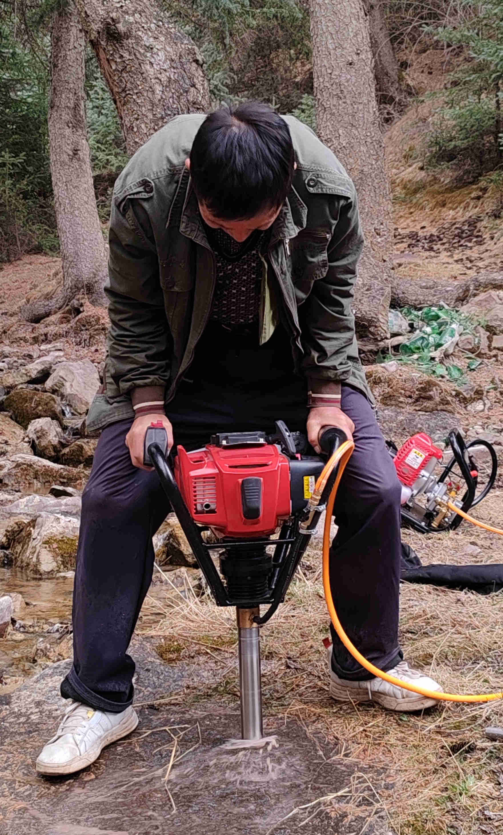 8d486ad130b5852466266216e05b851.jpg 8d486ad130b5852466266216e05b851.jpg