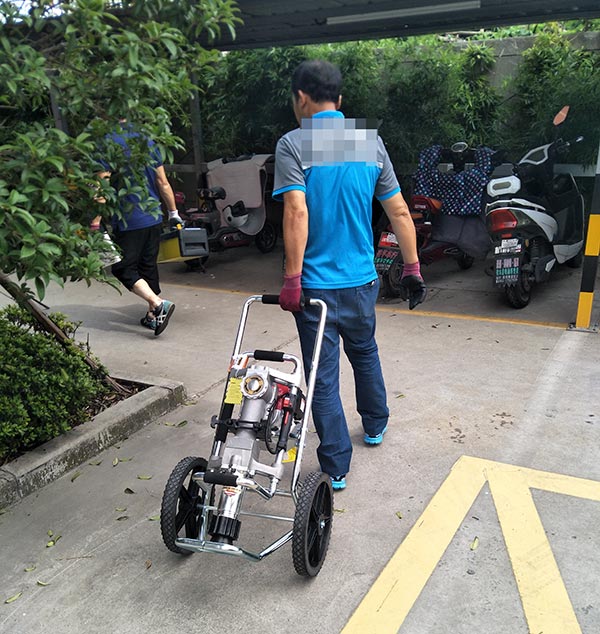 4去現(xiàn)場(chǎng)途中.jpg 4去現(xiàn)場(chǎng)途中.jpg