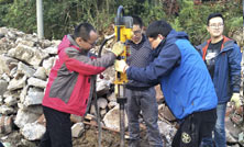 犀牛HPD液壓取土鉆機(jī)15米土壤采樣