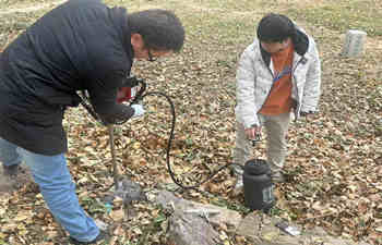 關于紹爾背包巖心取樣鉆機的演示培訓