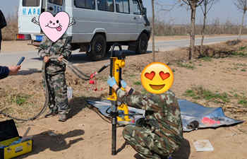 關(guān)于犀牛液壓土壤鉆機(jī)的培訓(xùn)記錄 關(guān)于犀牛液壓土壤鉆機(jī)的培訓(xùn)記錄