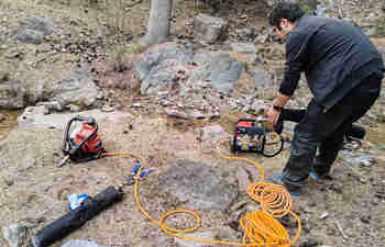 紹爾背包鉆機(jī)交付記錄 紹爾背包鉆機(jī)交付記錄