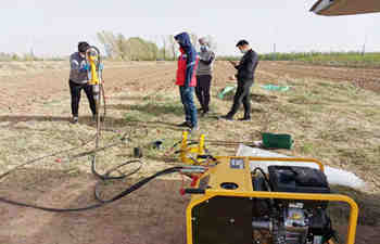 犀牛液壓取樣鉆機交付案例